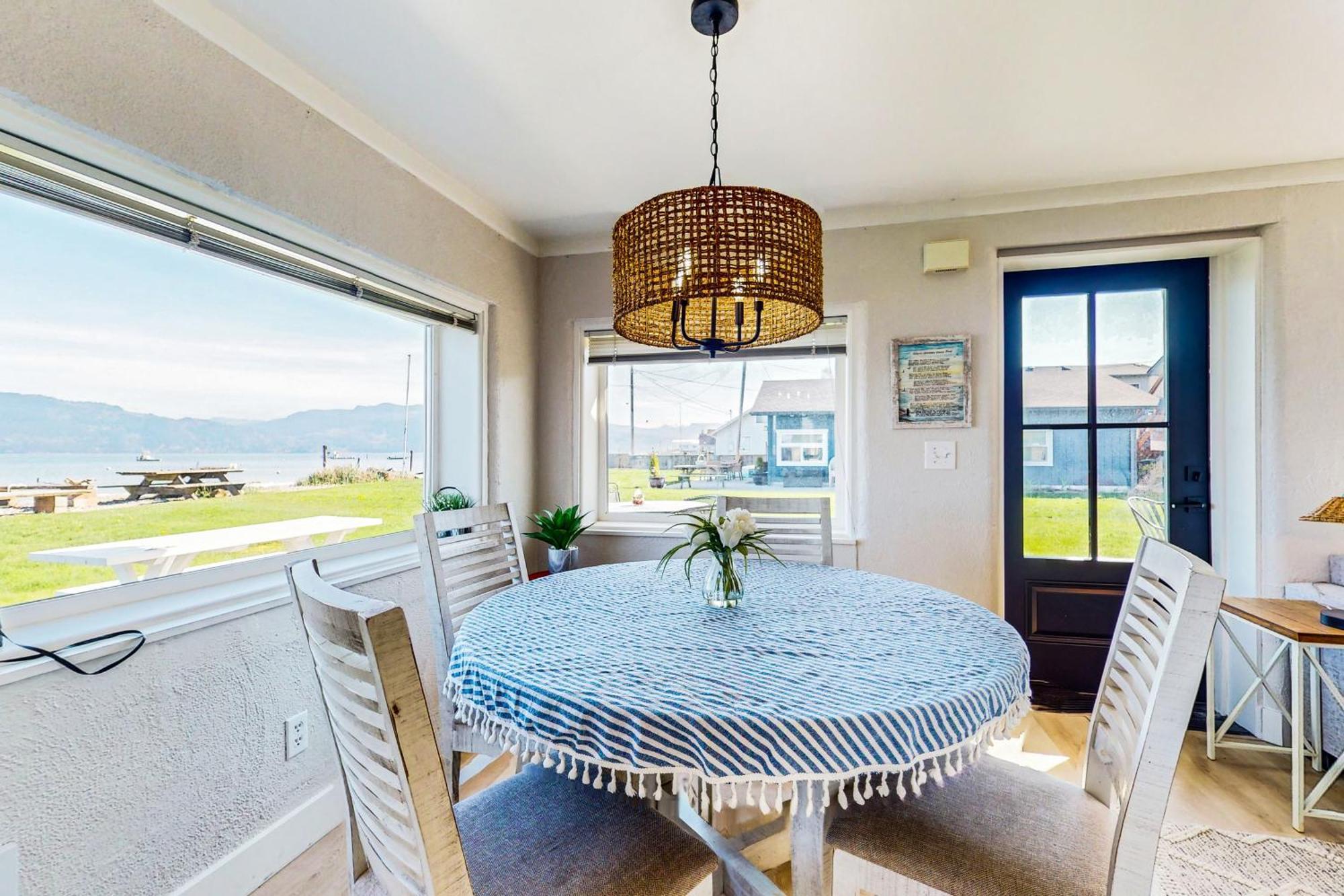 Erikson Beach House Bow Esterno foto