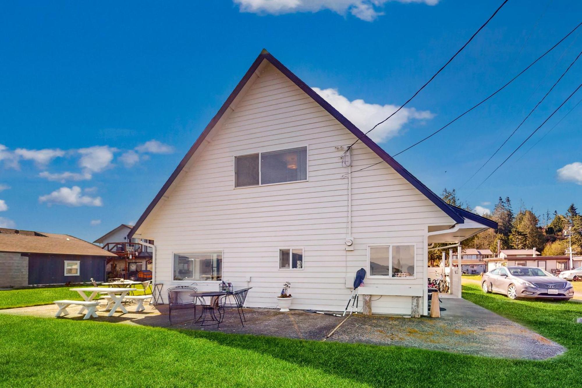 Erikson Beach House Bow Esterno foto